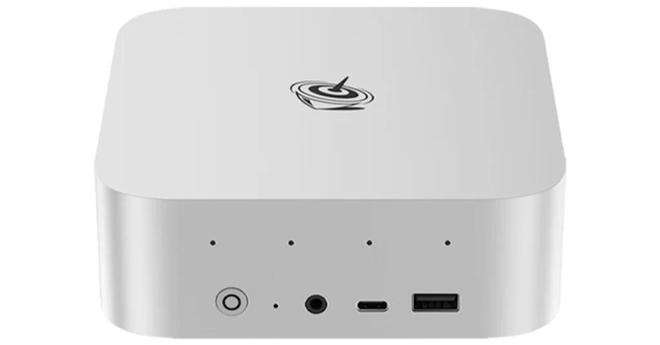 零刻 SER9 迷你主机海外亮相 搭载 AMD 锐龙 AI 9 HX 370，重新定义小体积高性能